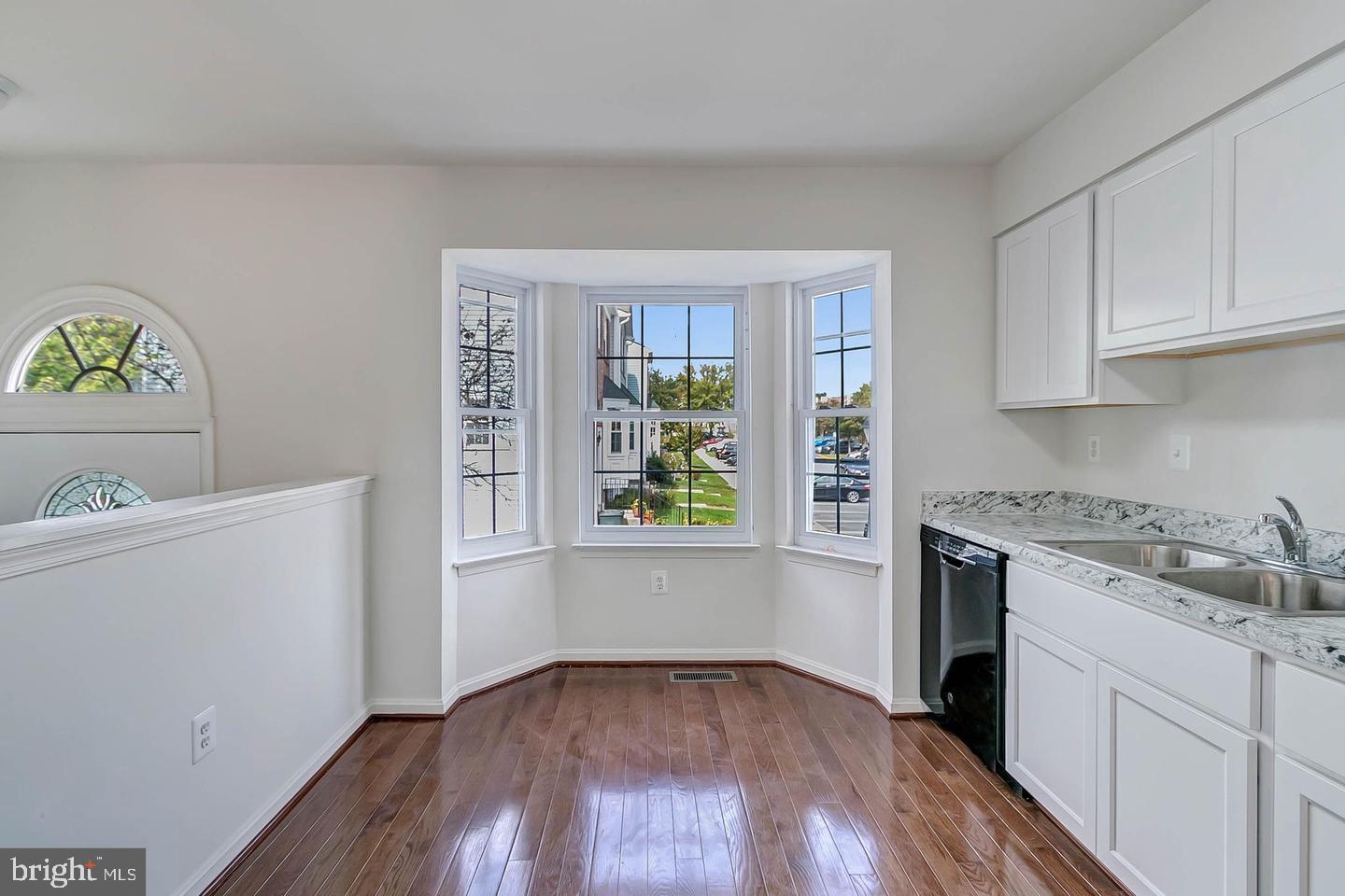 CALVERTON - Residential