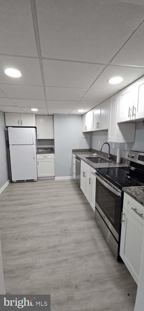 SPRING MOUNT SUMMI - Residential Lease