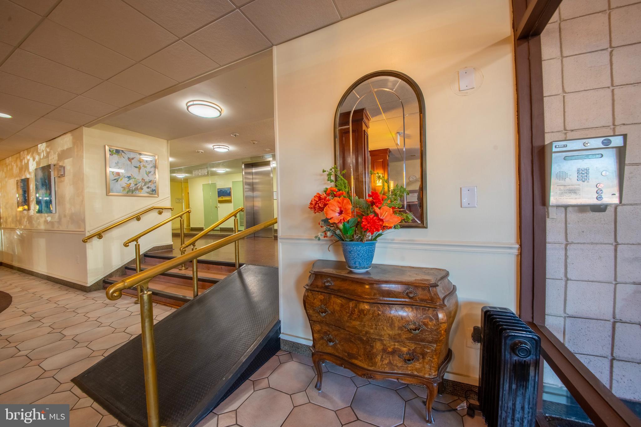 PIKESVILLE - Residential