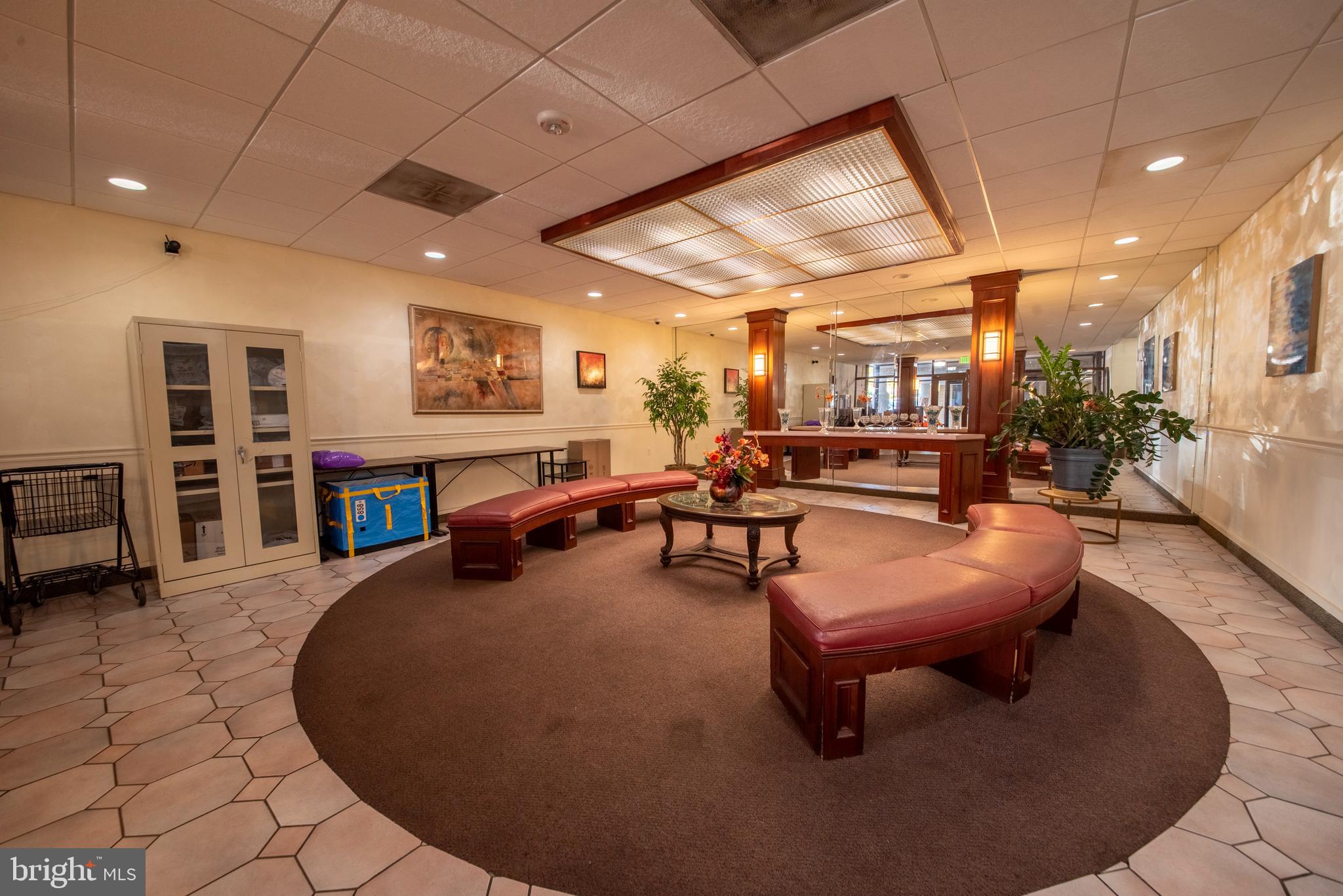 PIKESVILLE - Residential