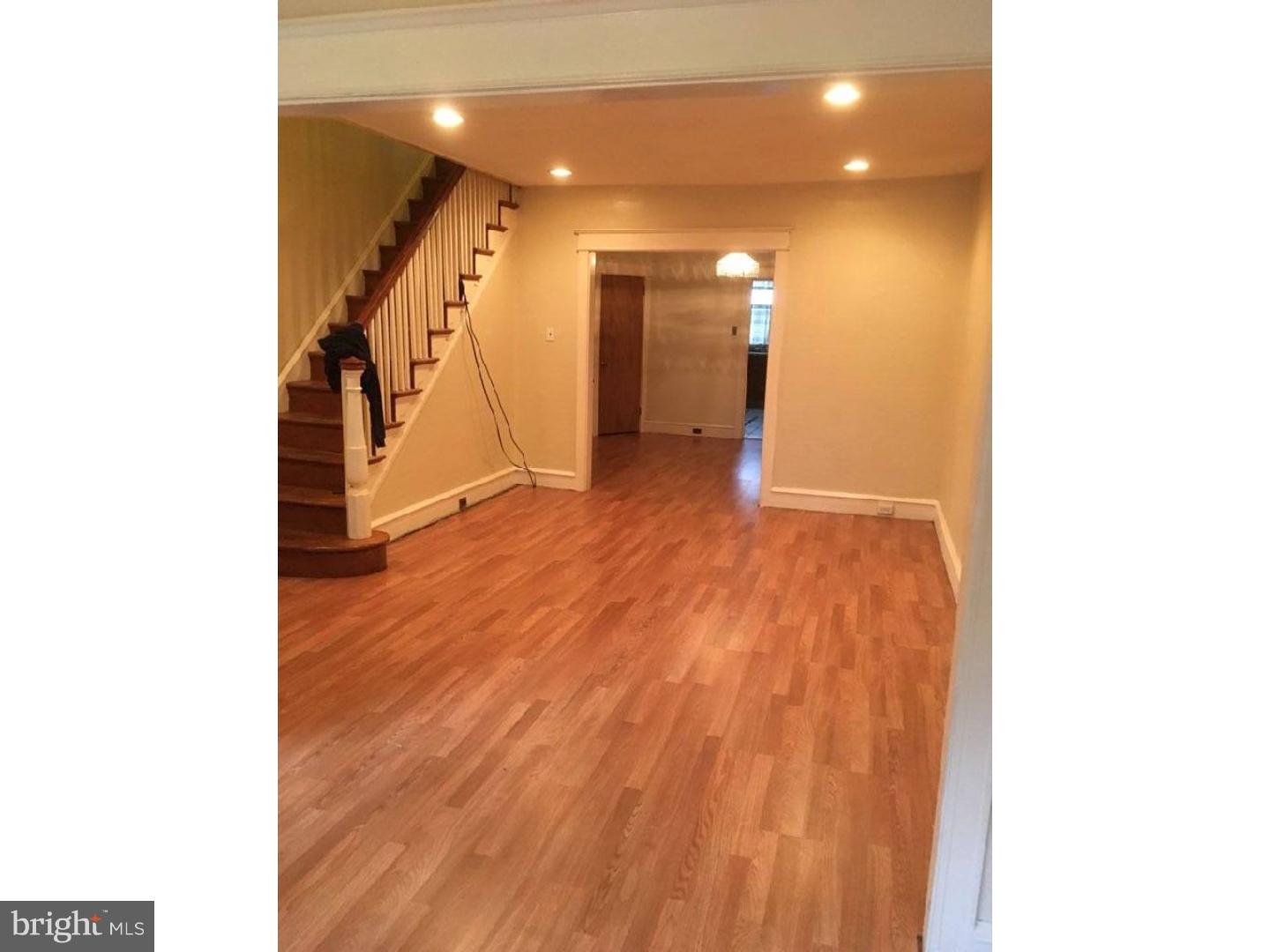 LAWNDALE - Residential