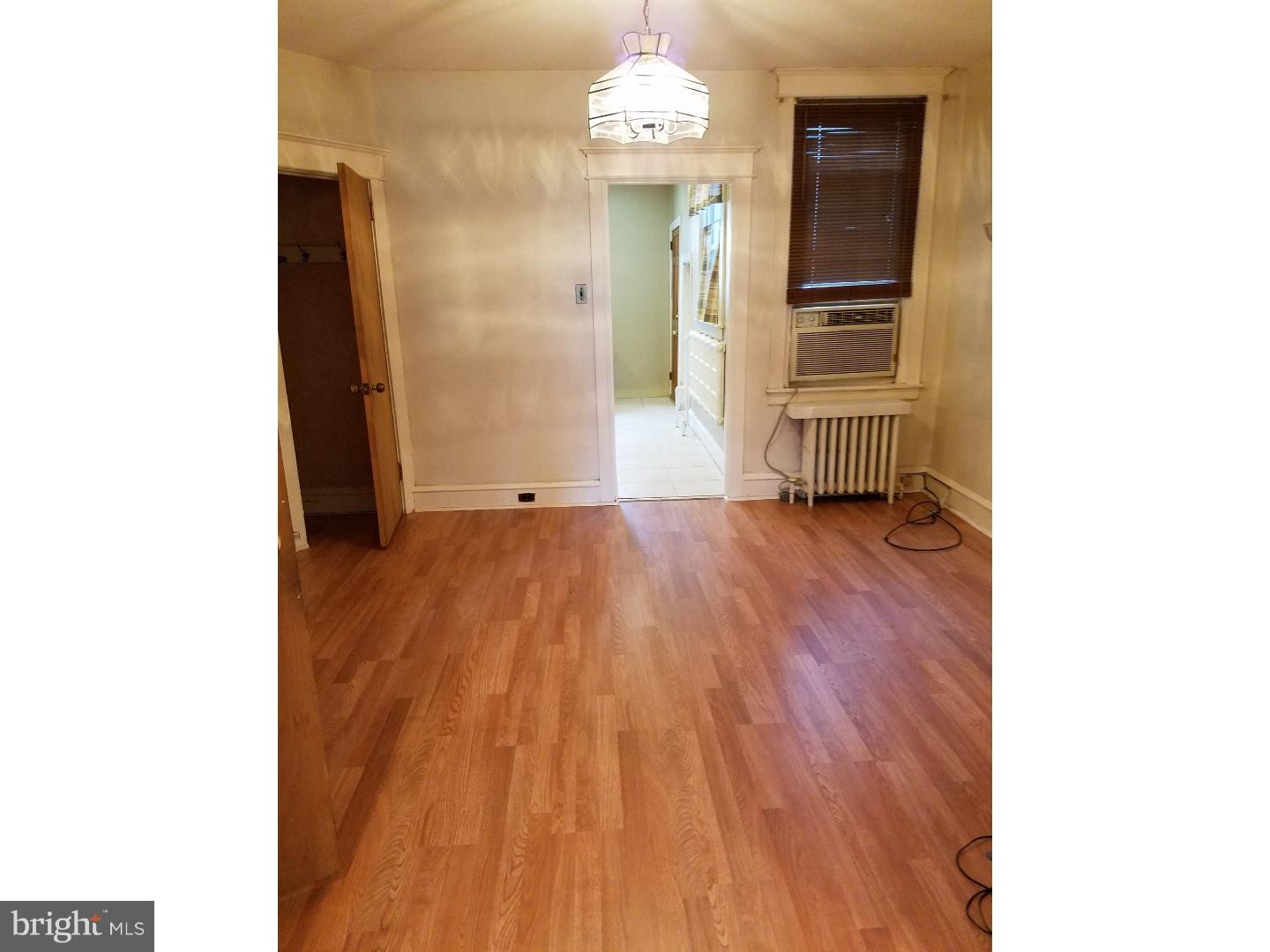 LAWNDALE - Residential