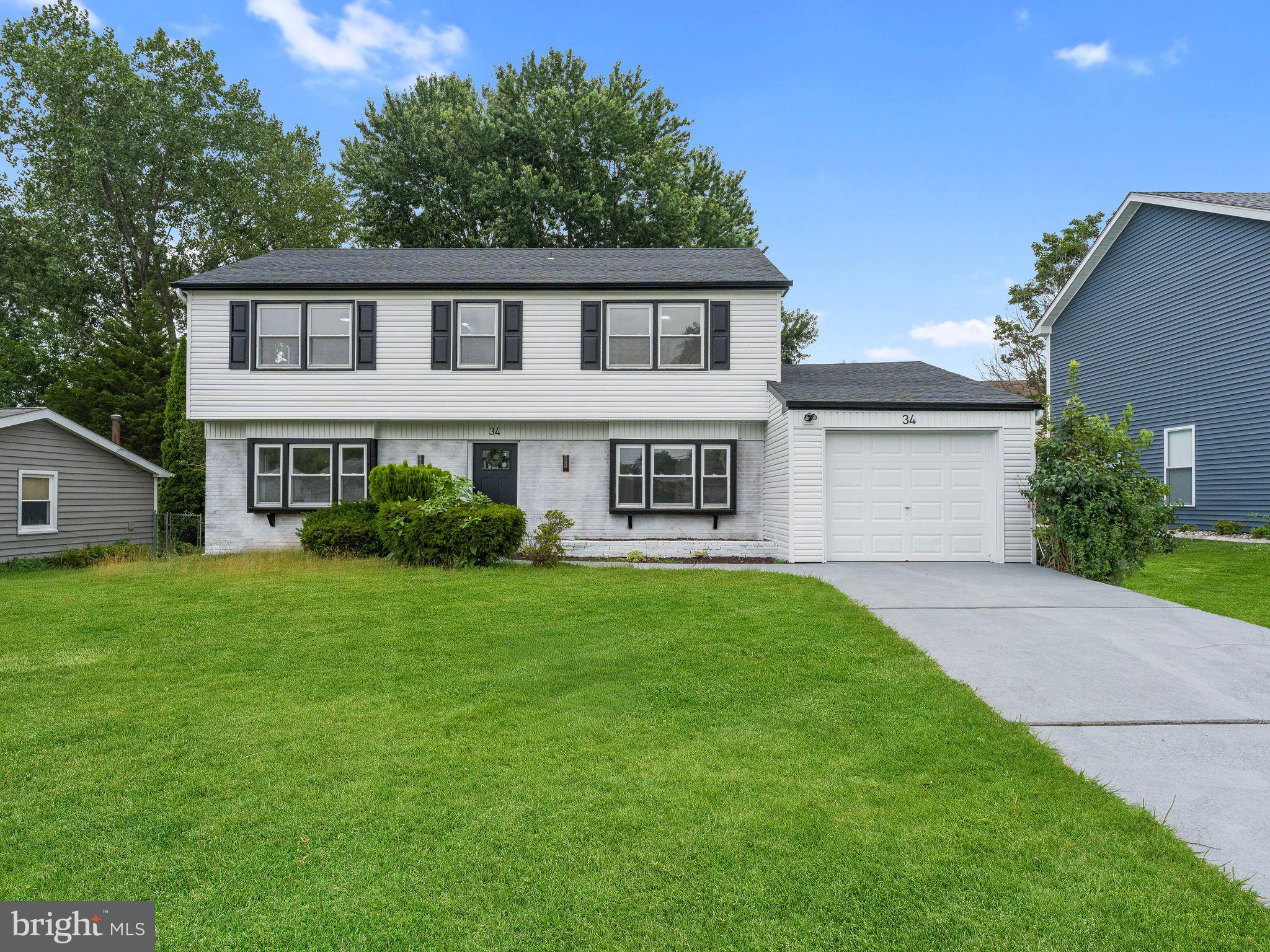 Photo 1 of 44 — 34 MAYFAIR CIRCLE, WILLINGBORO, NJ 08046
