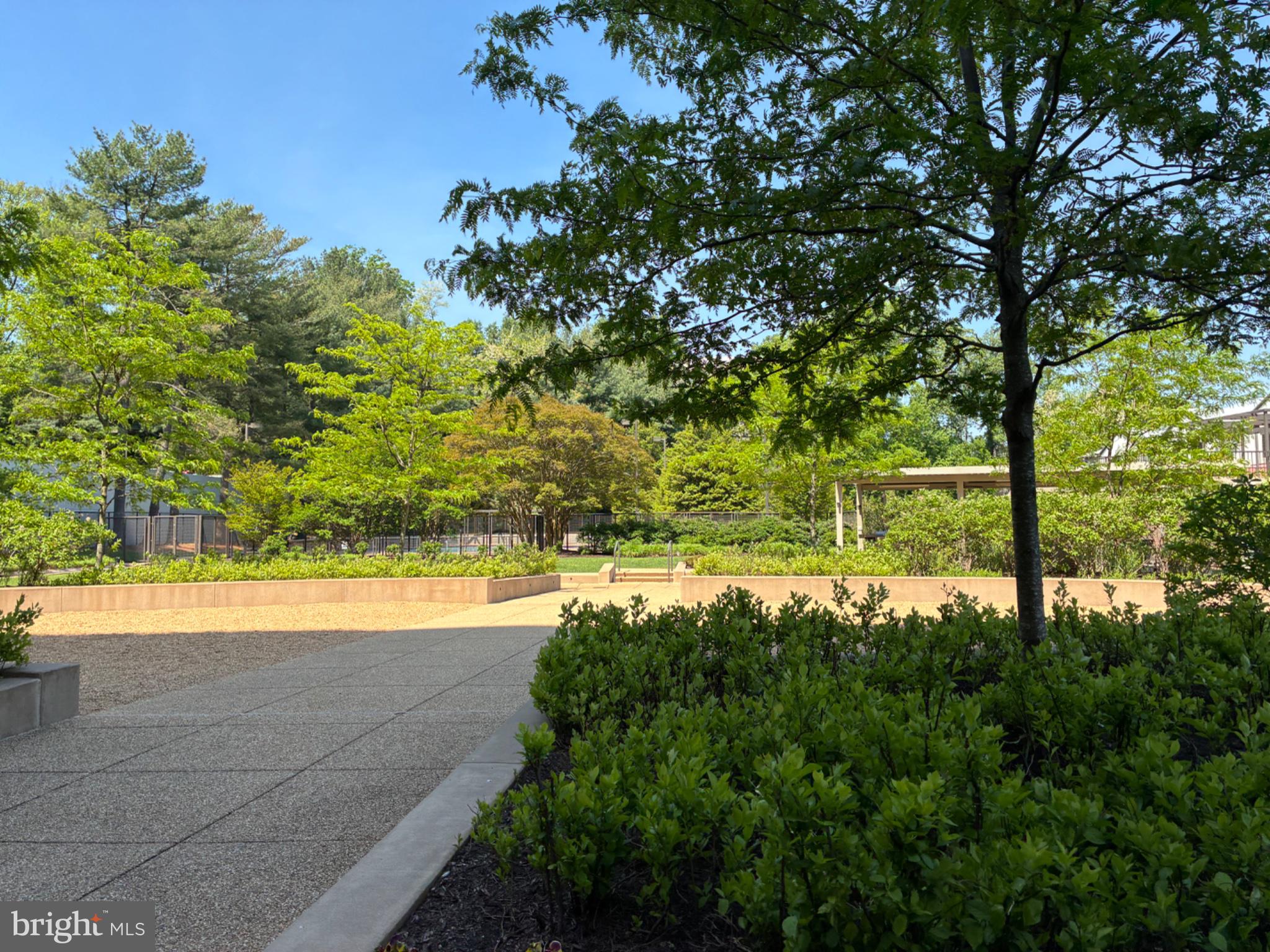 REGENCY AT MCLEAN - Residential
