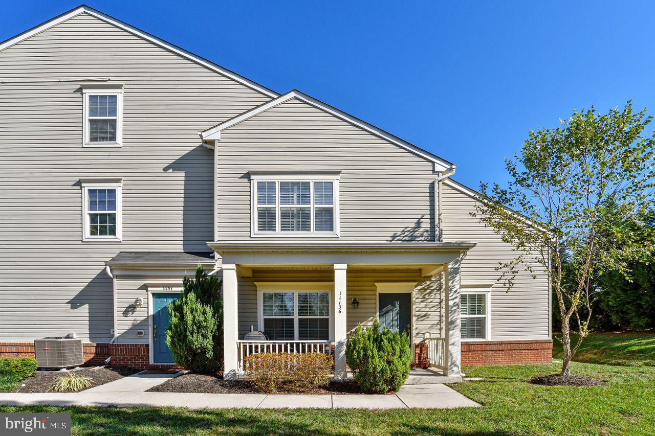 CHATSWORTH VILLAGE CONDO - Residential