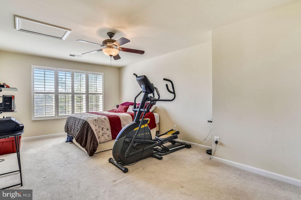 CHATSWORTH VILLAGE CONDO - Residential