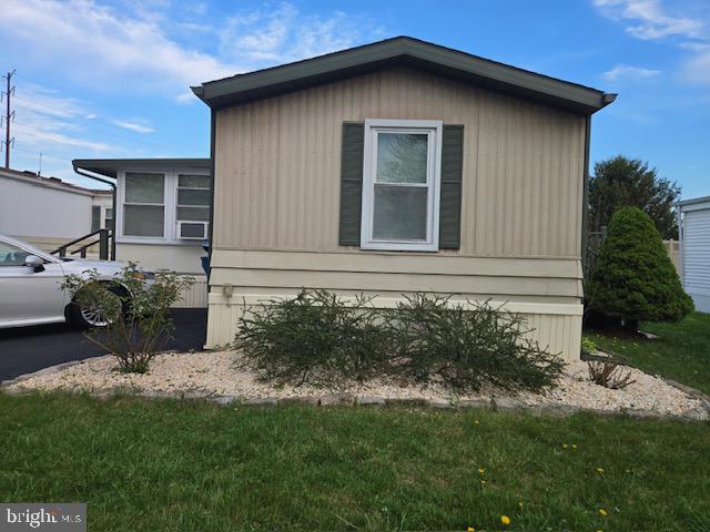 COUNTRY MANOR FARMS - Residential