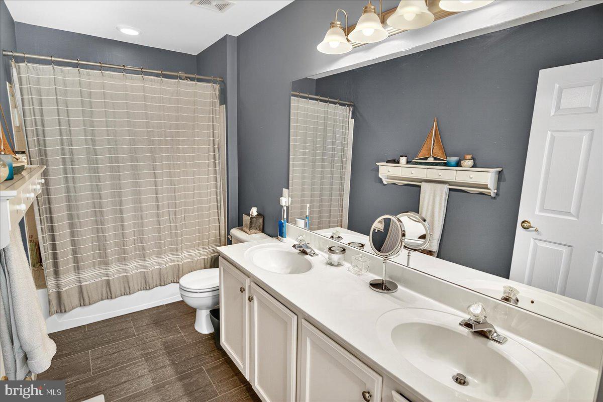 VILLAGES OF URBANA - Residential