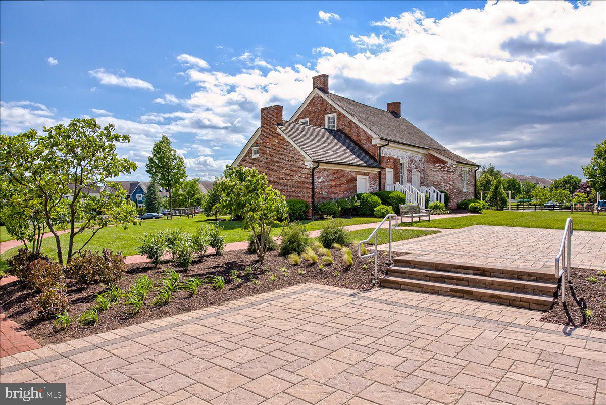 VILLAGES OF URBANA - Residential