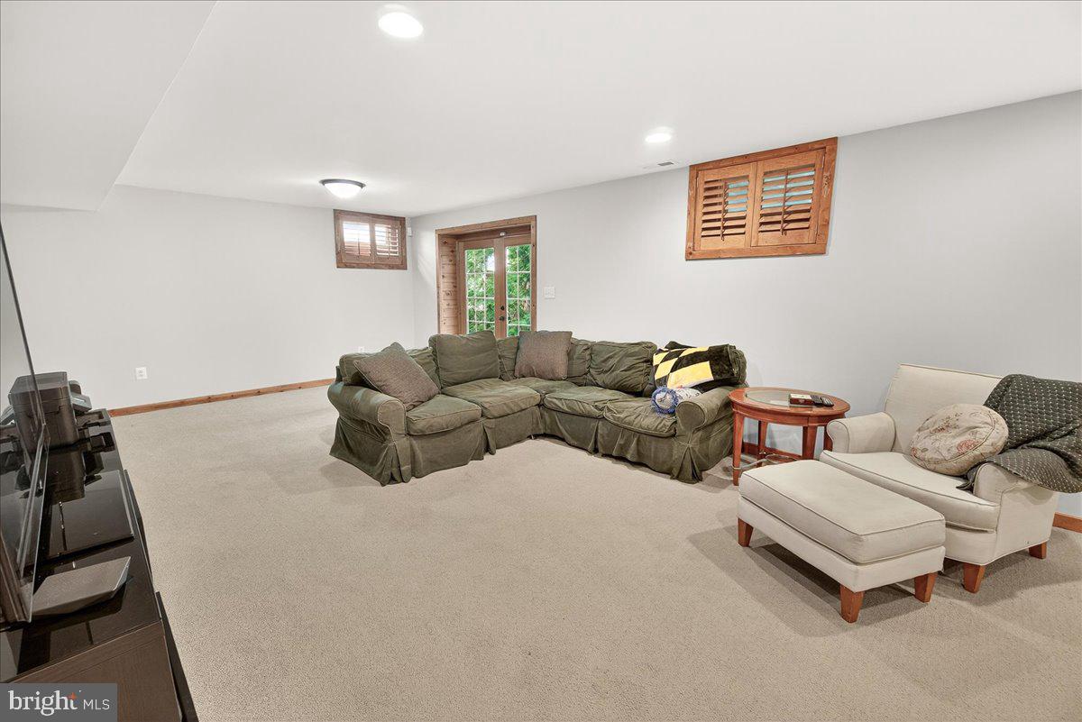 VILLAGES OF URBANA - Residential