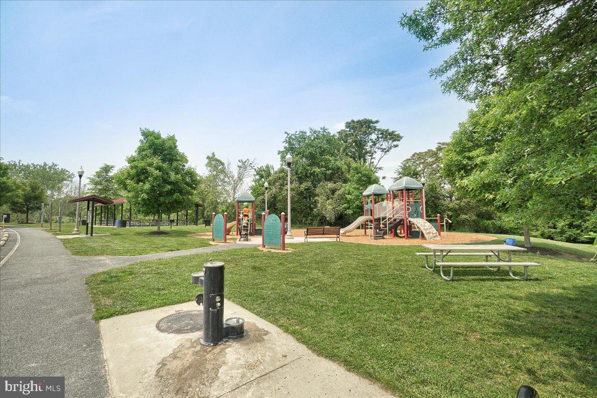 VILLAGES OF URBANA - Residential