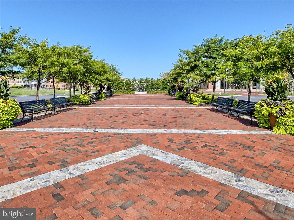 VILLAGES OF URBANA - Residential