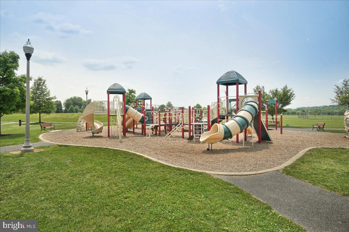 VILLAGES OF URBANA - Residential