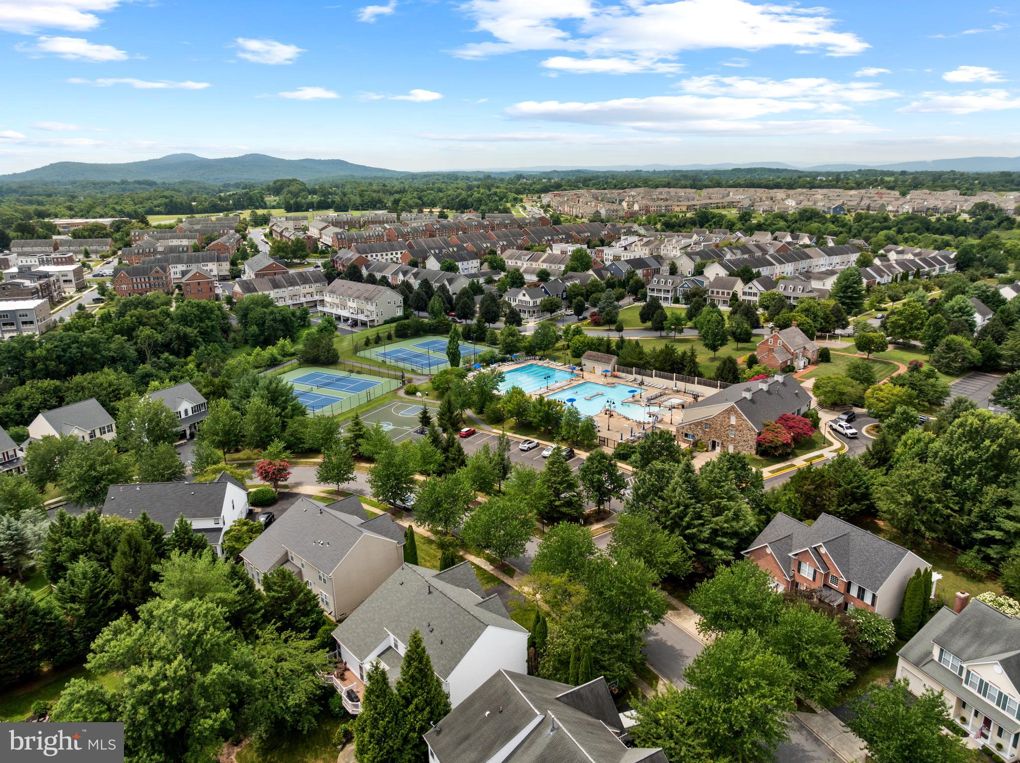 VILLAGES OF URBANA - Residential