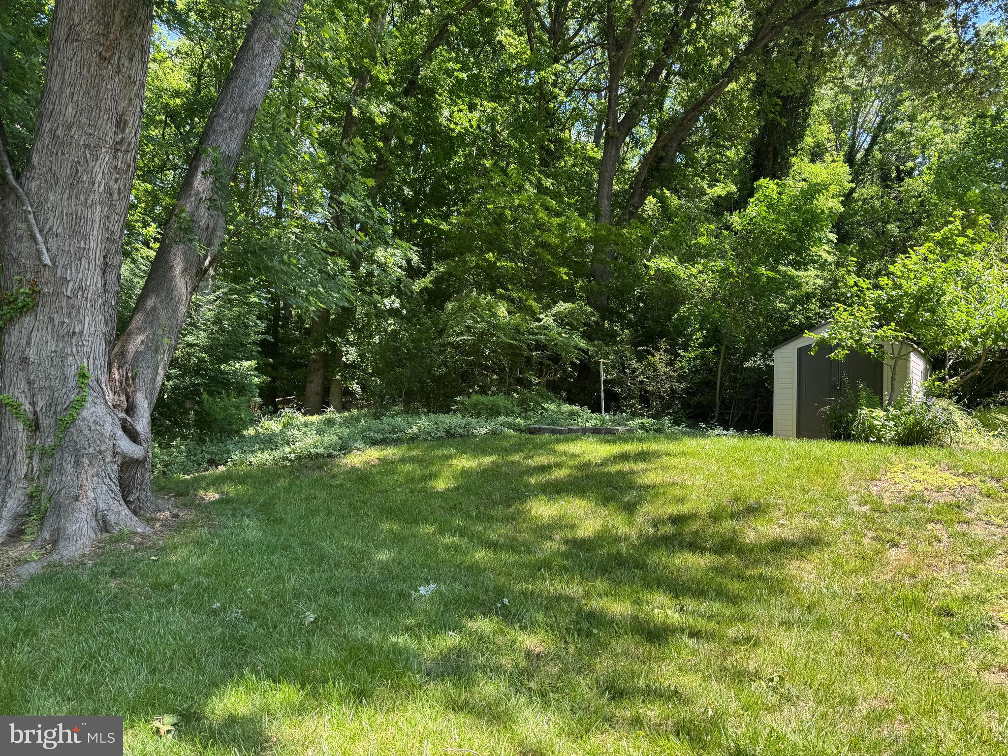 CRESTVIEW MANOR - Residential