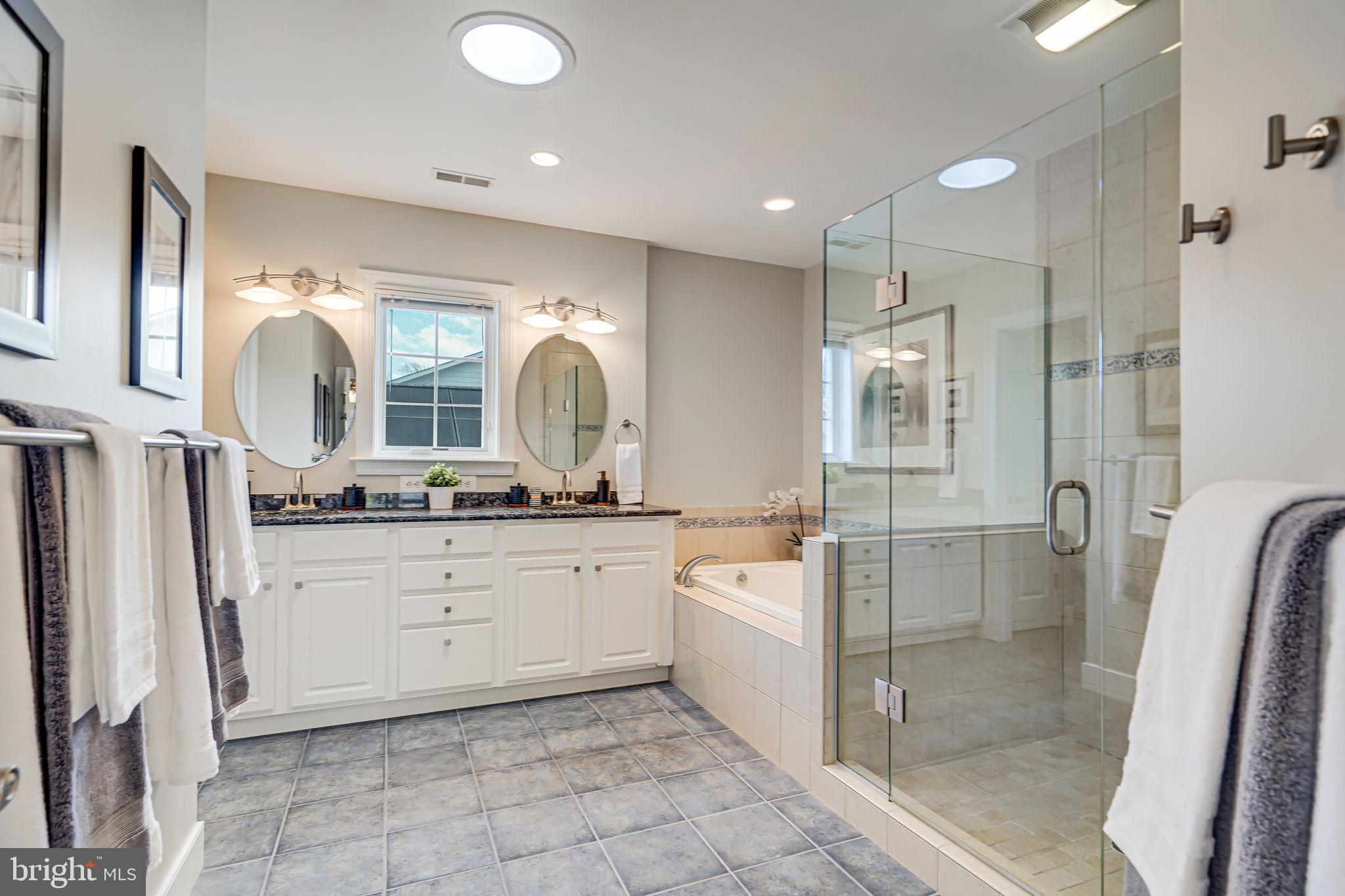 OVERLEE - Residential