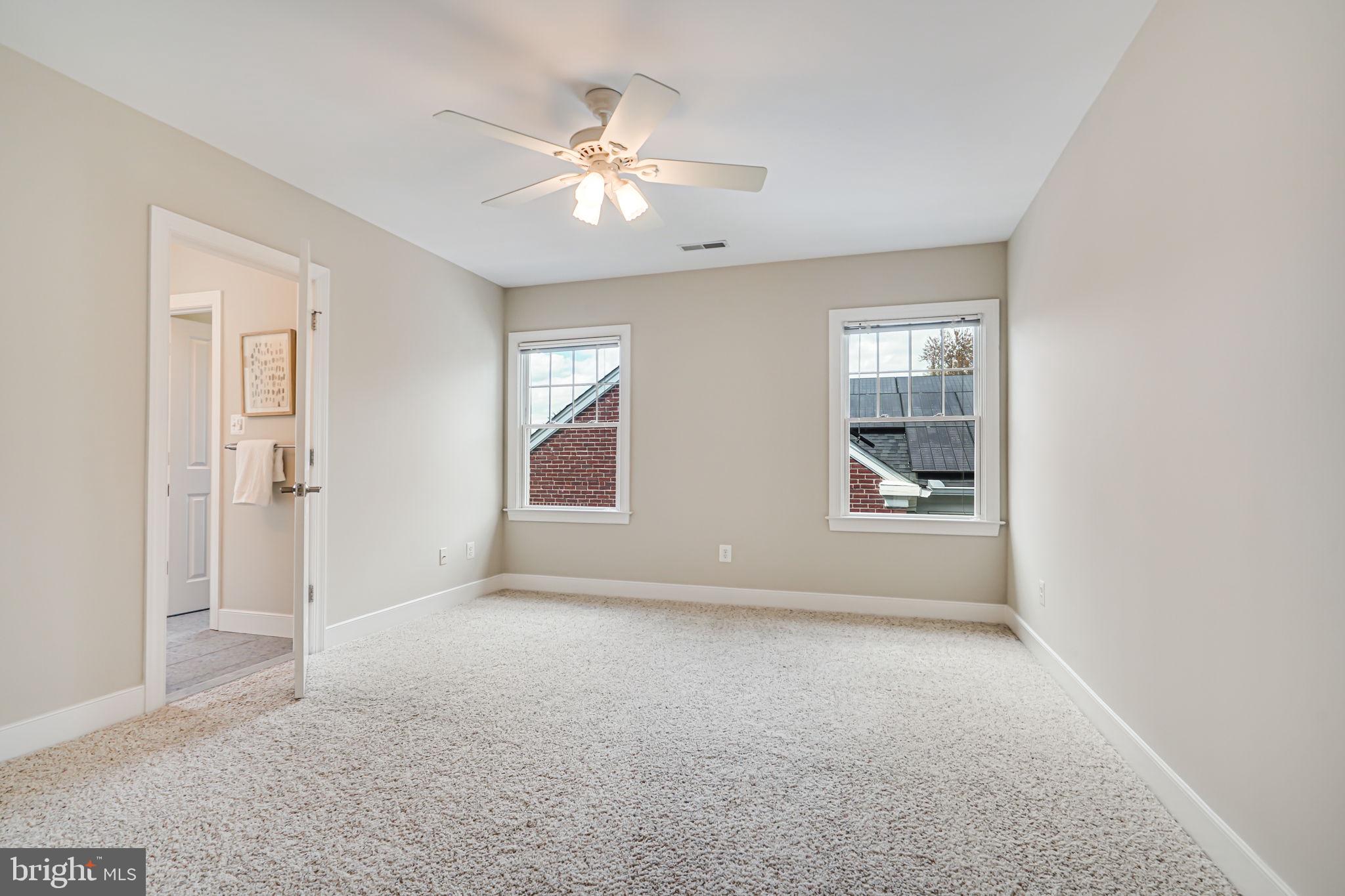 OVERLEE - Residential