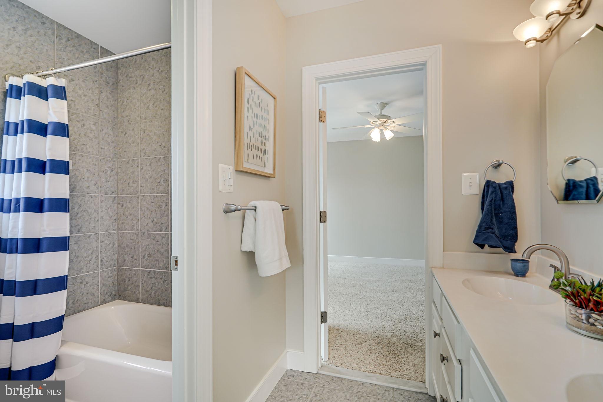 OVERLEE - Residential