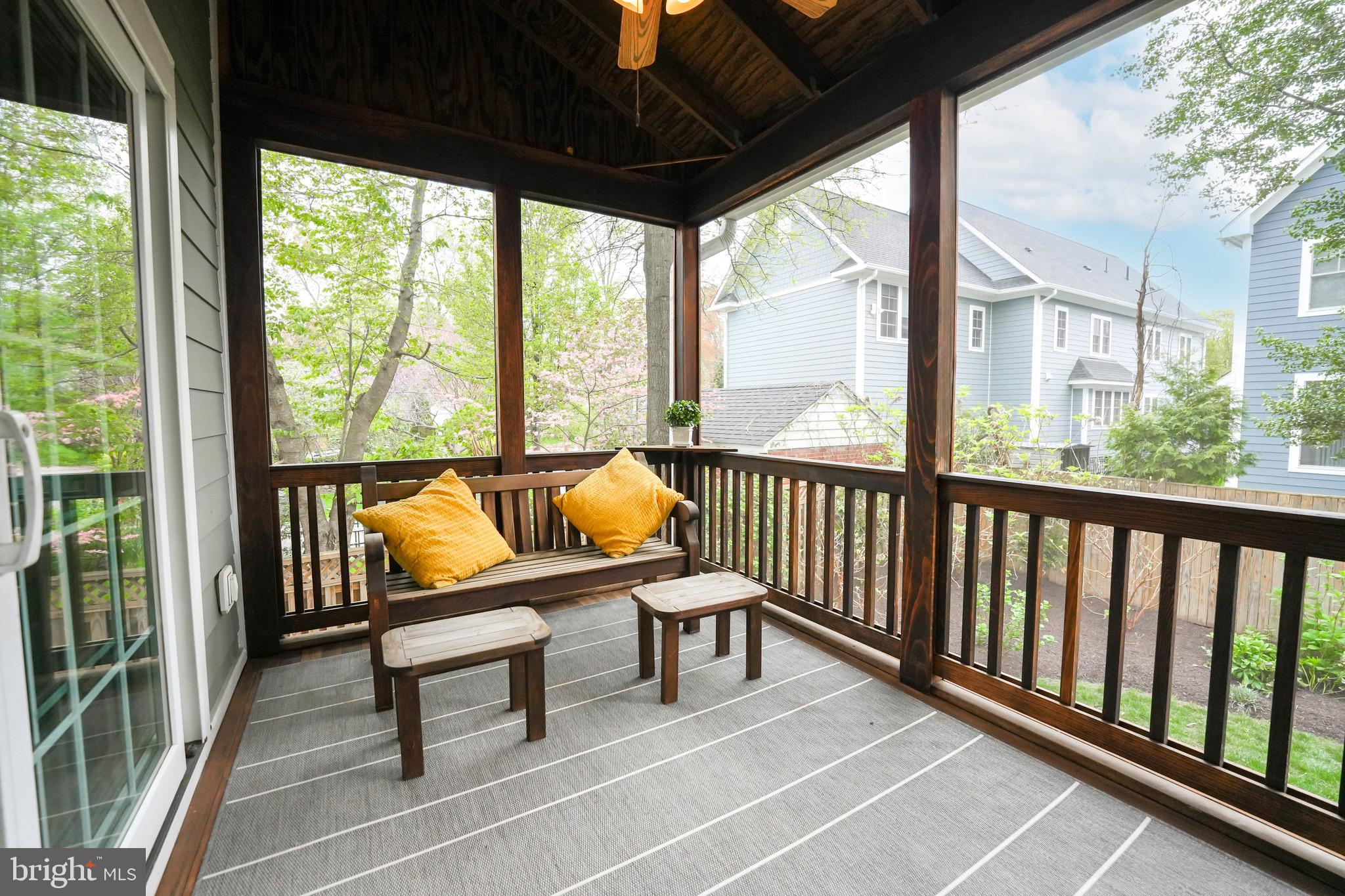 OVERLEE - Residential