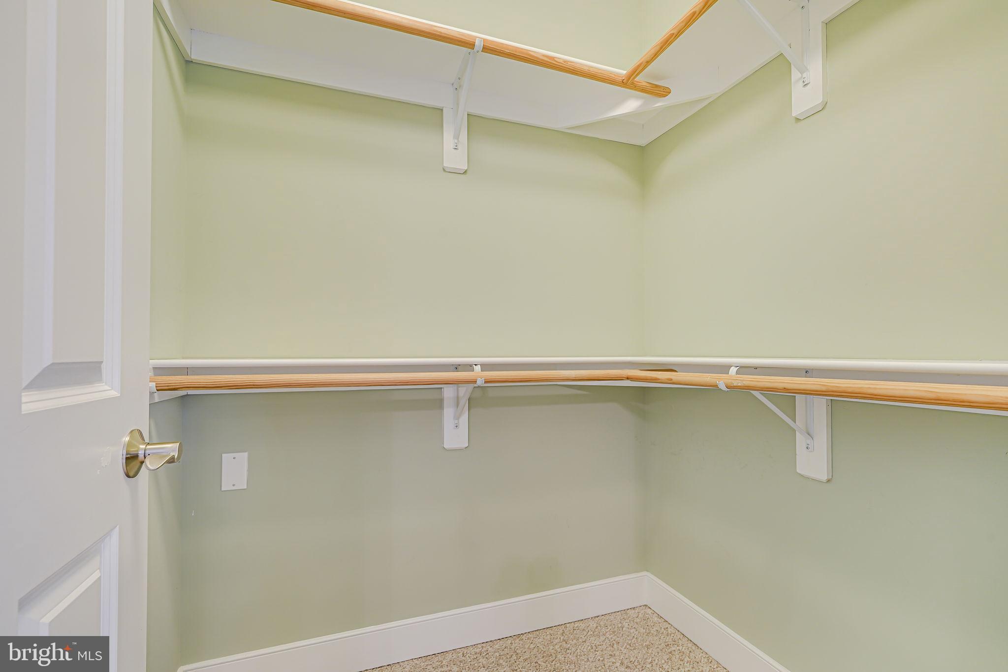 OVERLEE - Residential