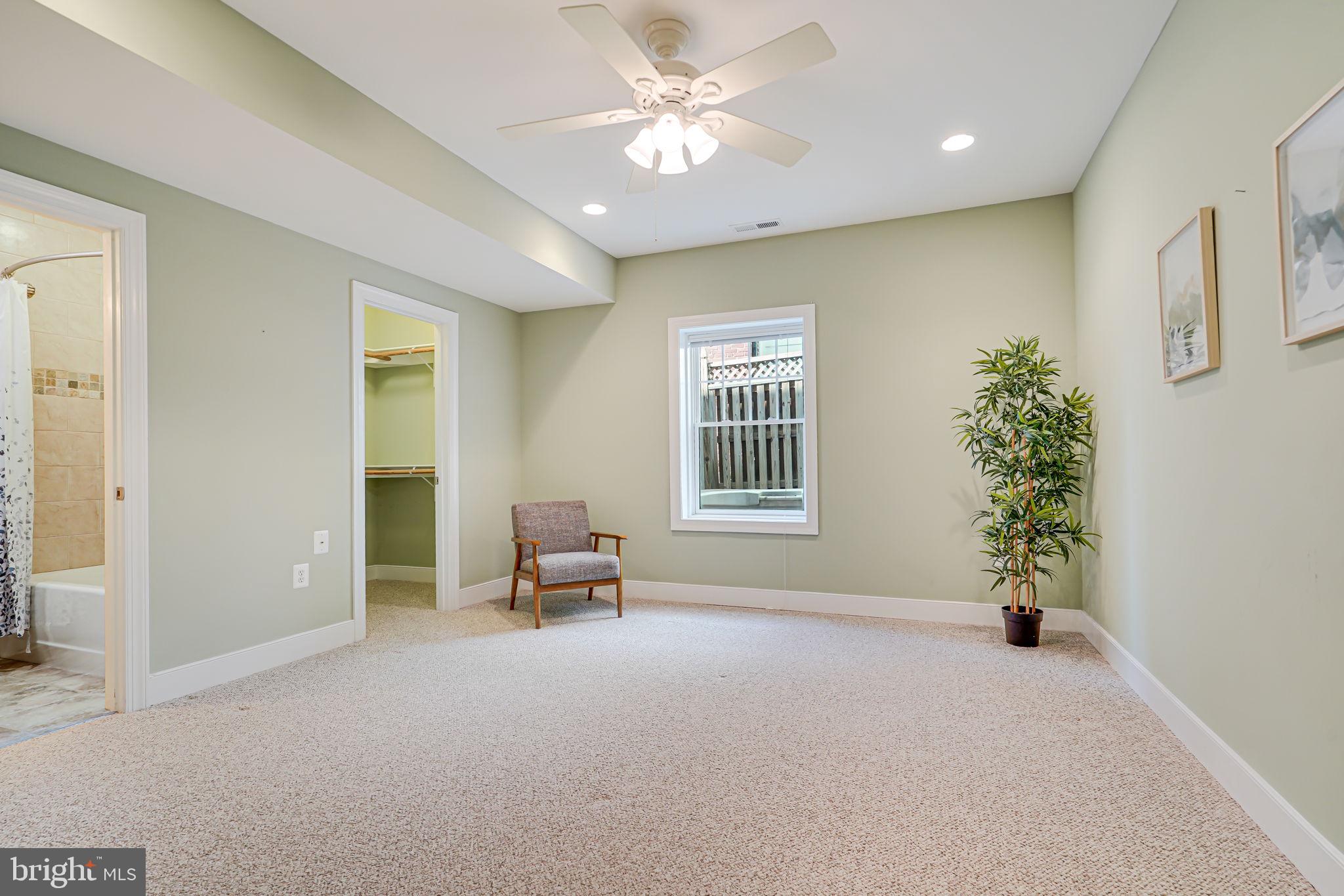 OVERLEE - Residential