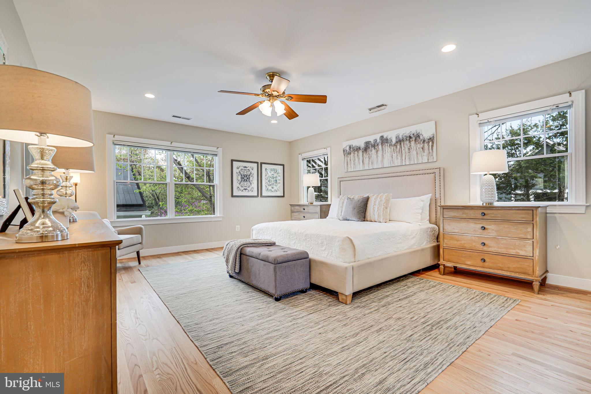 OVERLEE - Residential