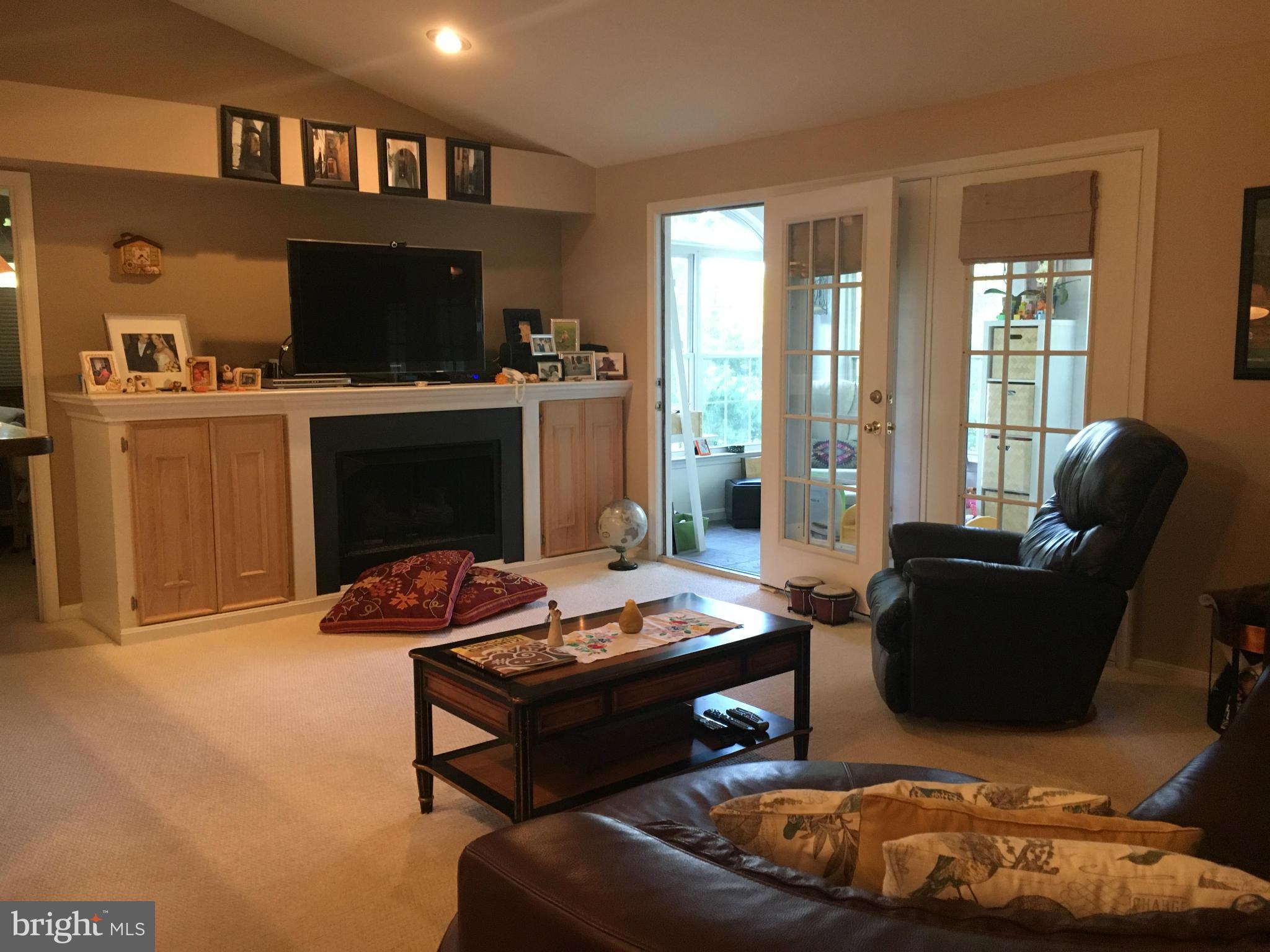 CARDINAL PLACE - Residential Lease