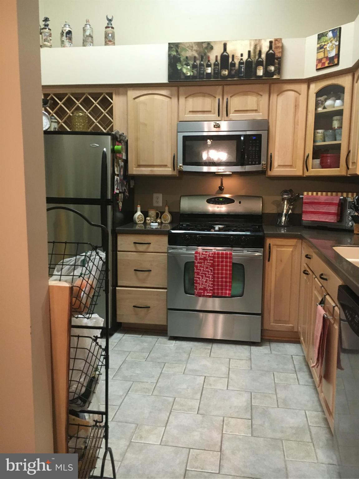 CARDINAL PLACE - Residential Lease