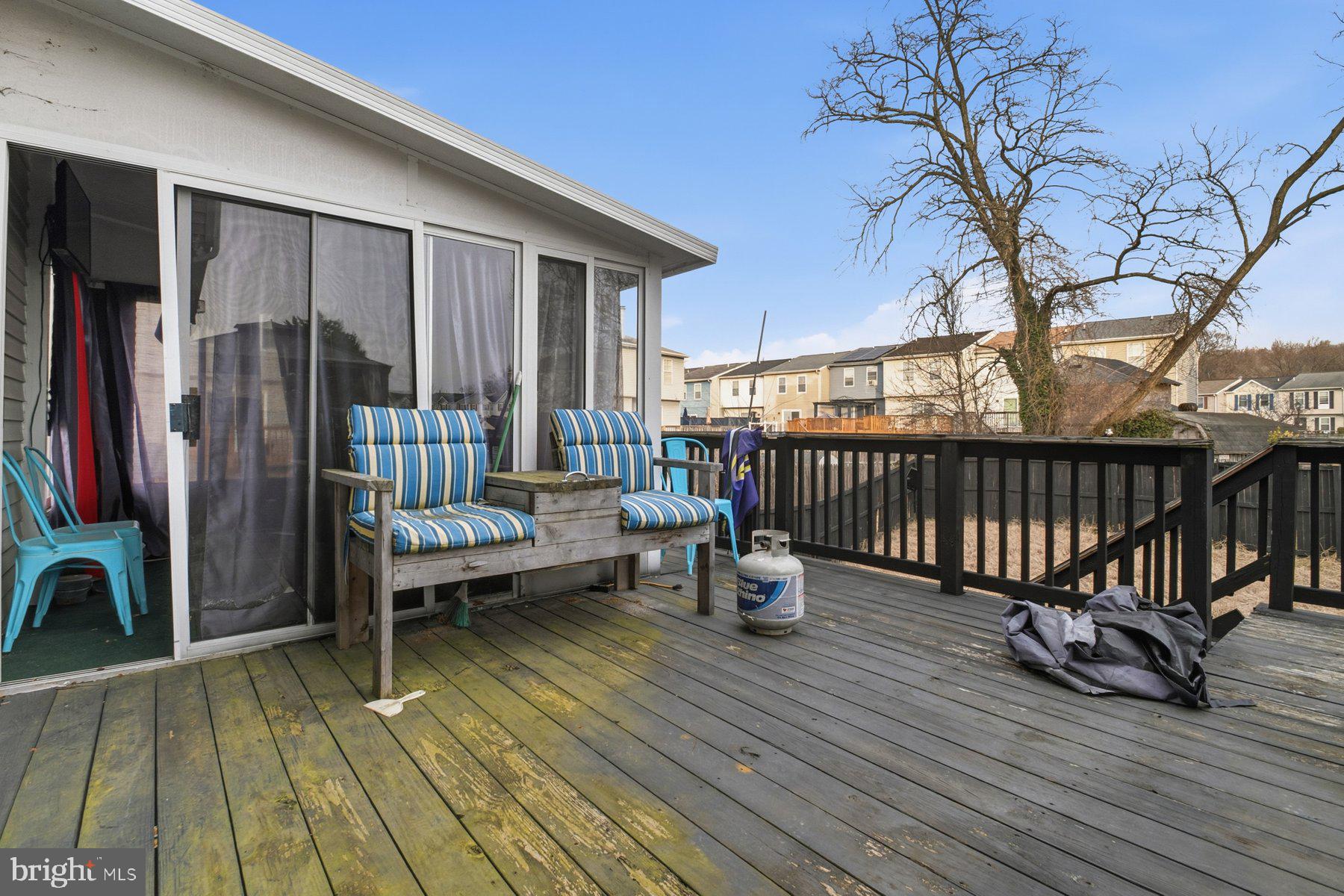 CARROLLWOOD MANOR - Residential