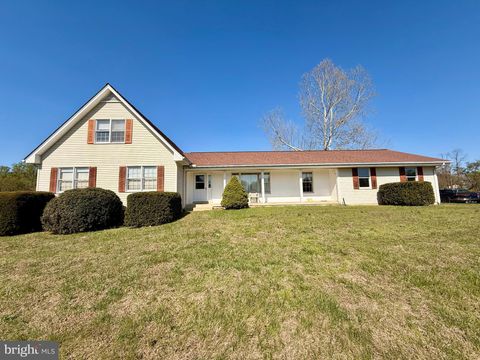 40297 BRADDOCK ROAD ALDIE VA 20105