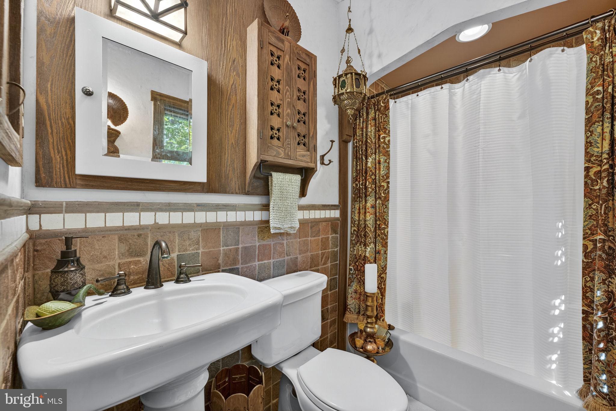 RAPPAHANNOCK MT ESTATES - Residential