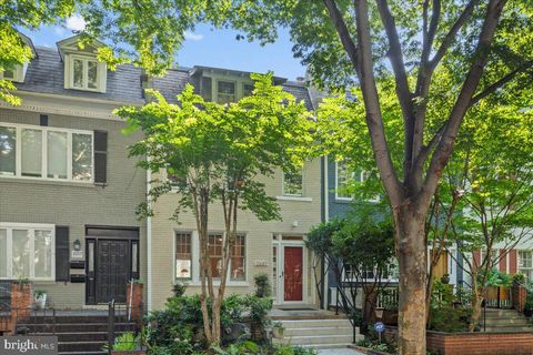 2637 WOODLEY PLACE NW WASHINGTON DC 20008
