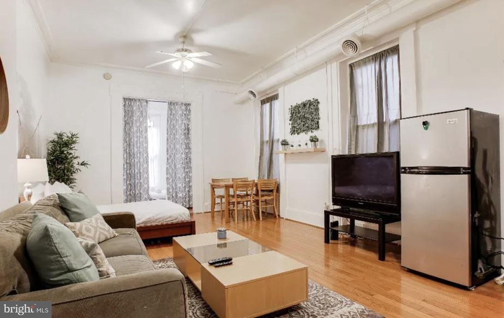 Photo of 1837 Chestnut Street, PHILADELPHIA, PA 19103 (MLS # PAPH2575438)