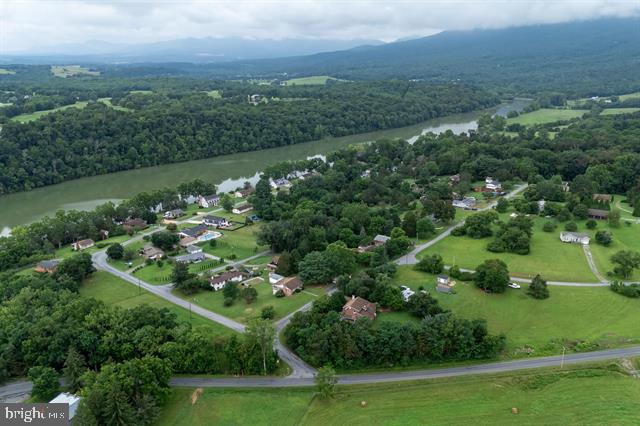 EGYPT BEND ESTATES - Residential