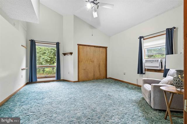 EGYPT BEND ESTATES - Residential