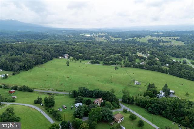 EGYPT BEND ESTATES - Residential