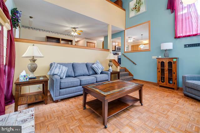 EGYPT BEND ESTATES - Residential