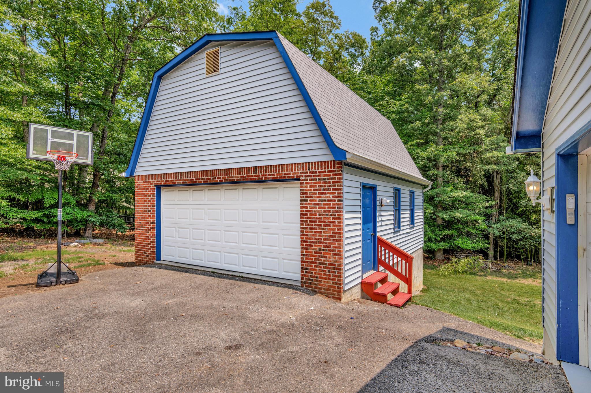 LAUREL BRANCH SUB - Residential