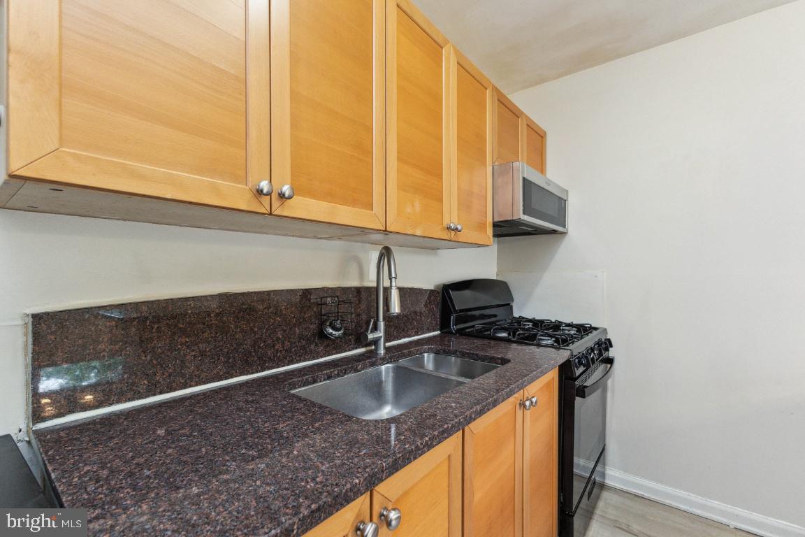 DALE CITY - Residential Lease