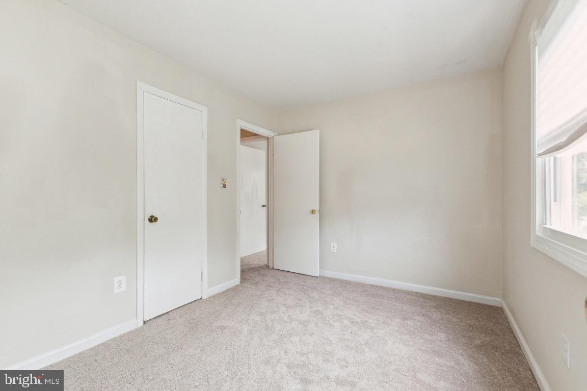 DALE CITY - Residential Lease