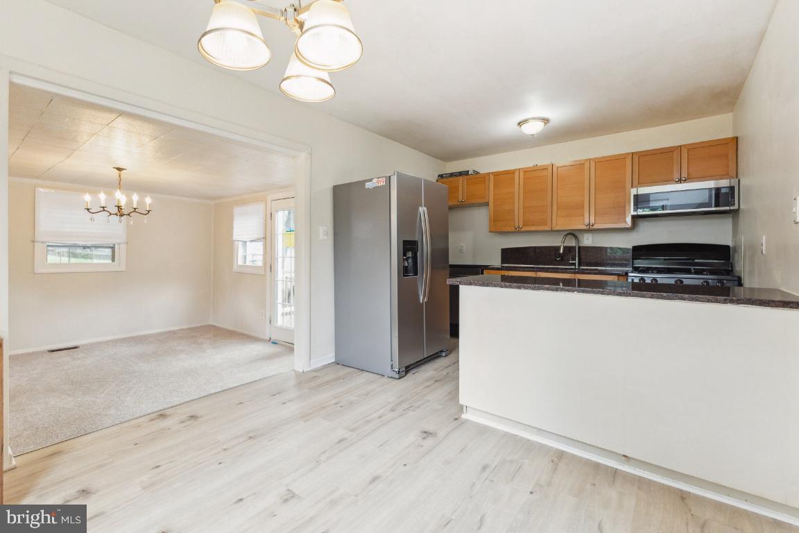 DALE CITY - Residential Lease