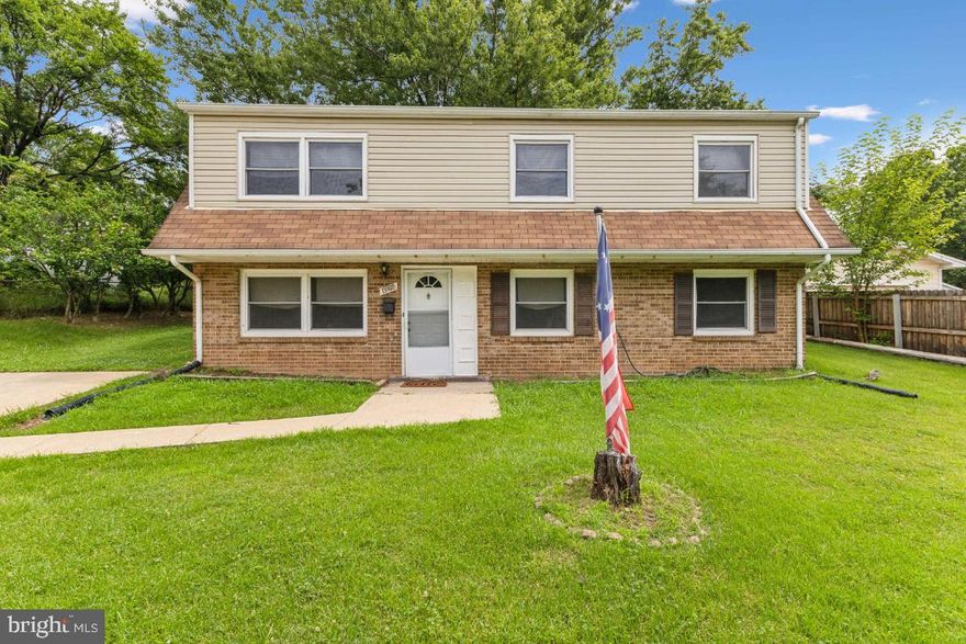 Ready for its new tenants. This single-family detached home is perfectly located just minutes from Potomac Mills Mall, I-95, Stone Bridge, and numerous shopping centers. Featuring 4 spacious bedrooms and 2 full bathrooms, the home has been freshly painted and boasts brand-new carpet throughout. The kitchen is equipped with granite countertops and stainless steel appliances. Enjoy the expansive driveway and a large deck—ideal for relaxing or entertaining.
