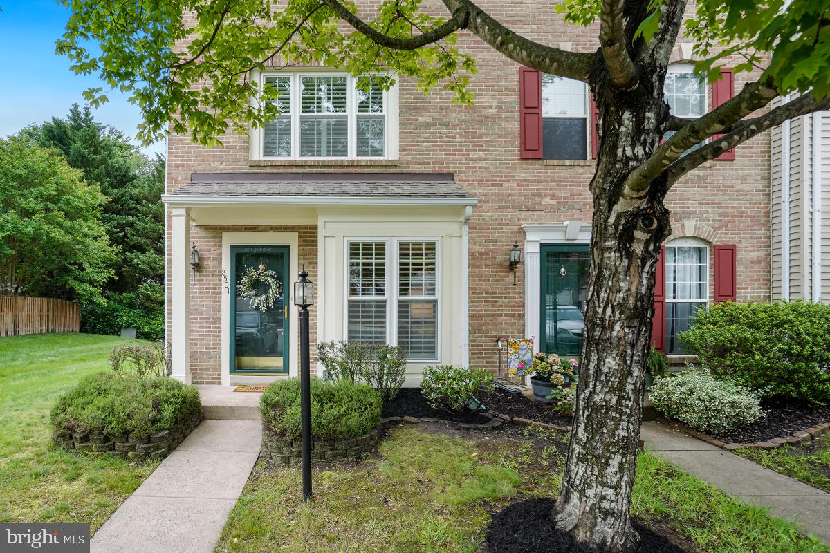 8501 CORONATION LANE