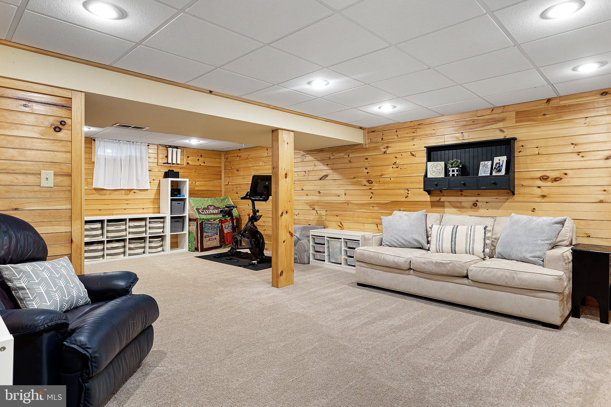 FOXCATCHER AT FAIRHILL - Residential