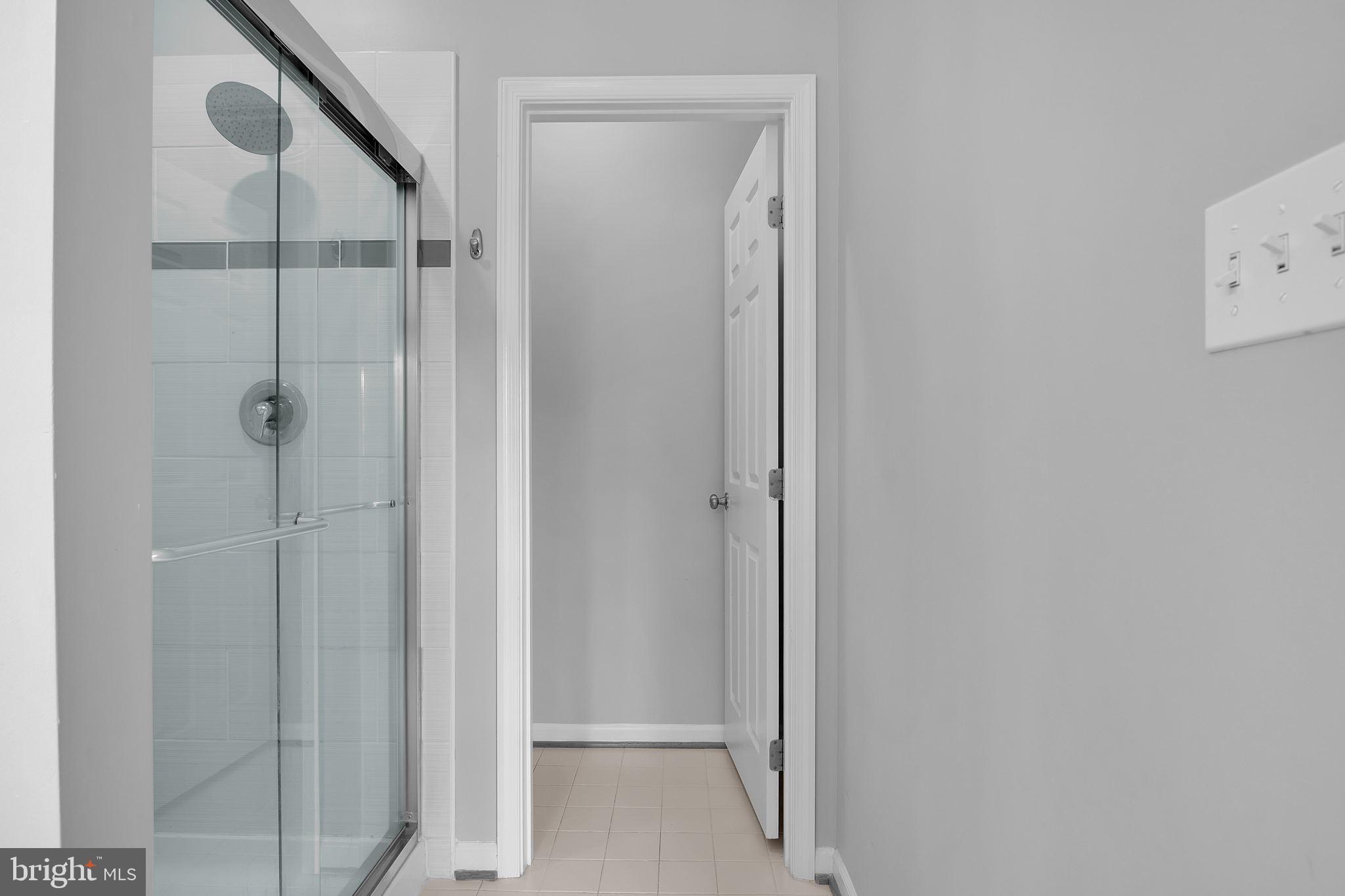 POTOMAC CLUB - Residential Lease