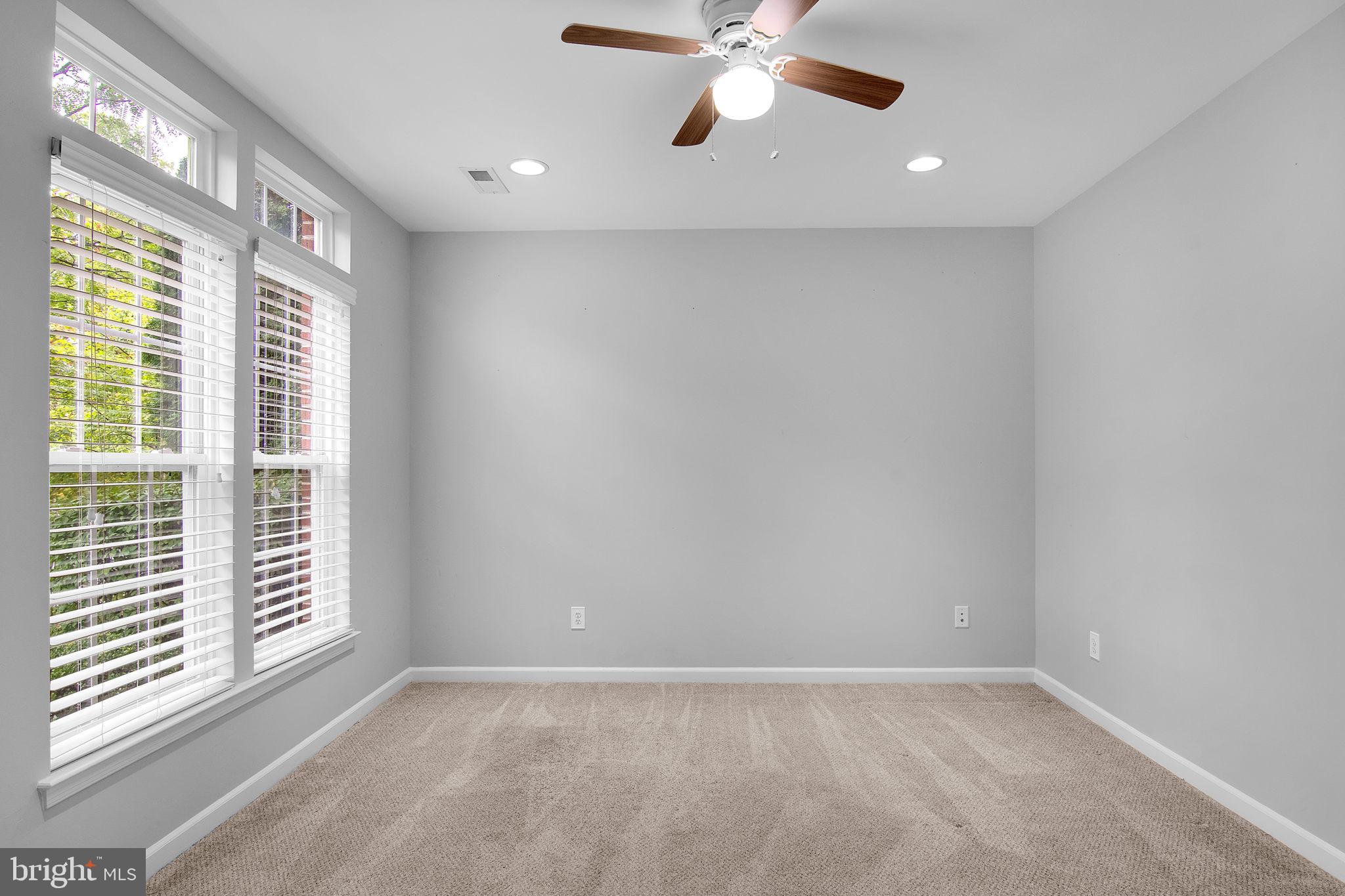 POTOMAC CLUB - Residential Lease