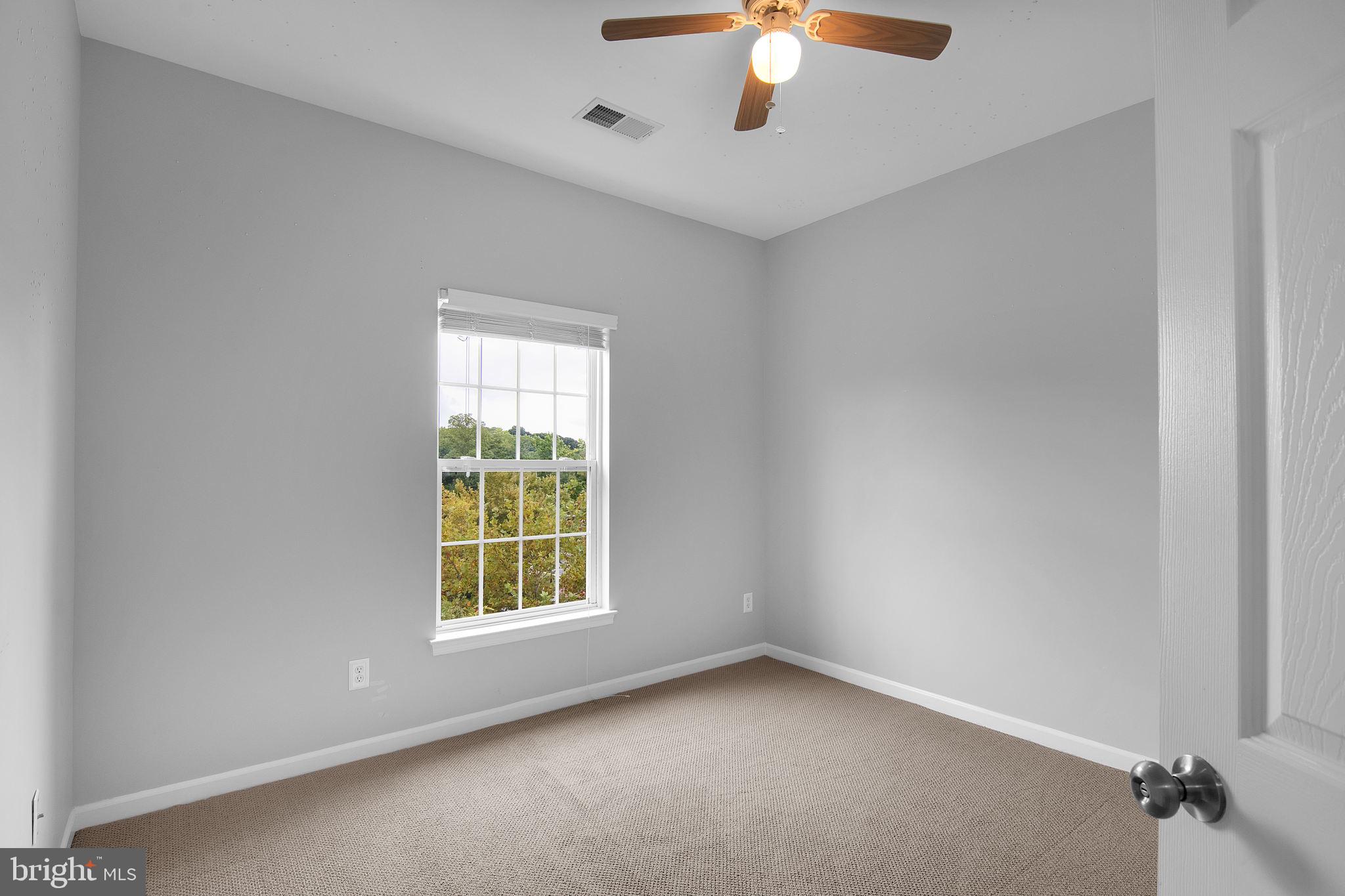 POTOMAC CLUB - Residential Lease