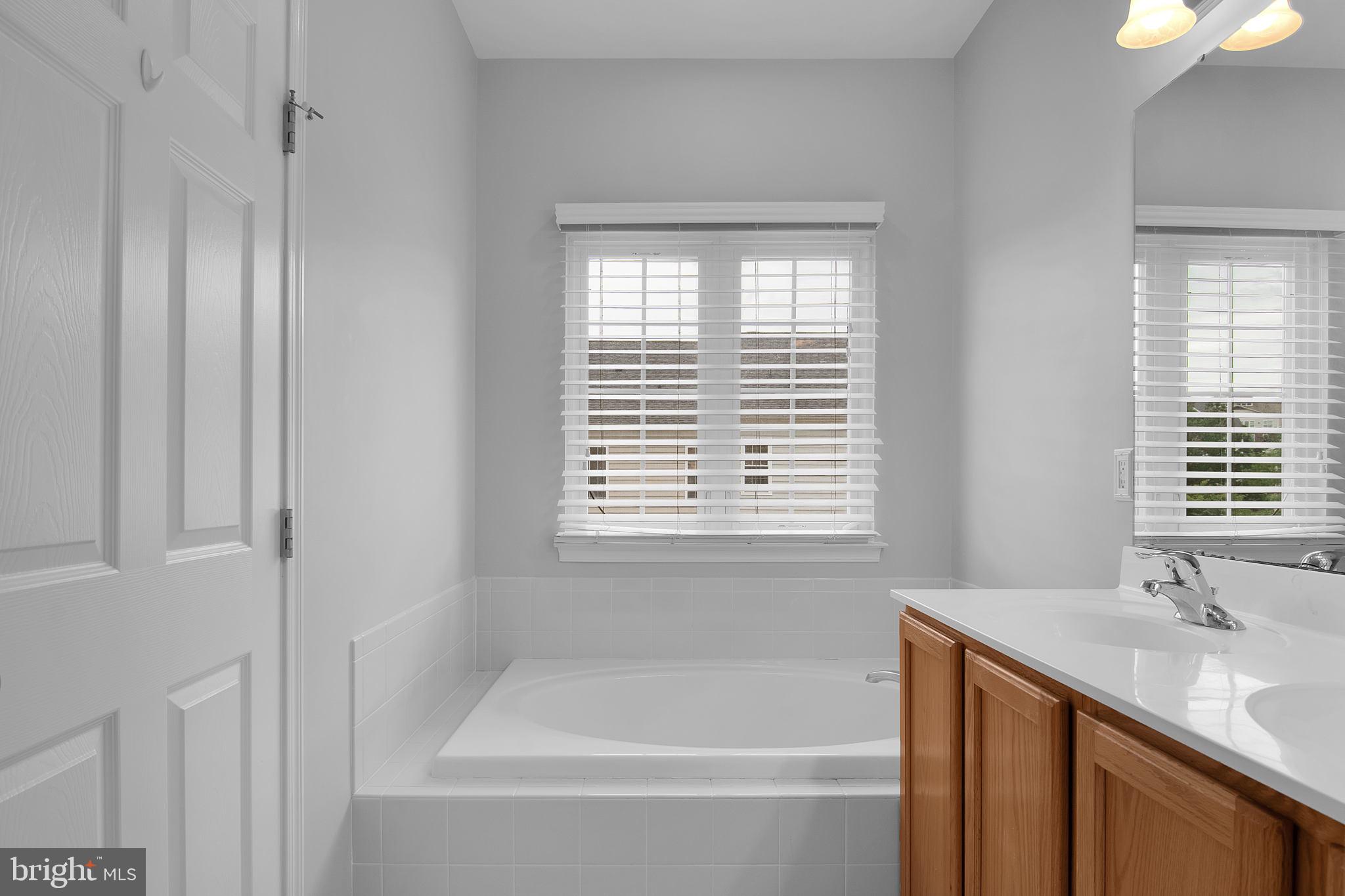 POTOMAC CLUB - Residential Lease