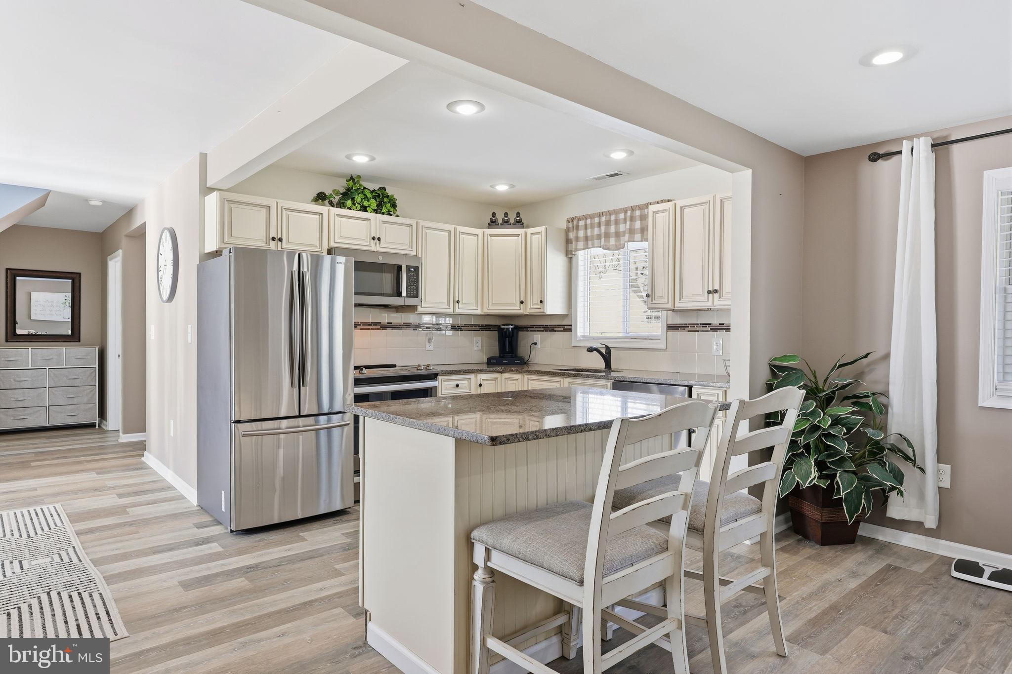 RED CEDAR HILL - Residential