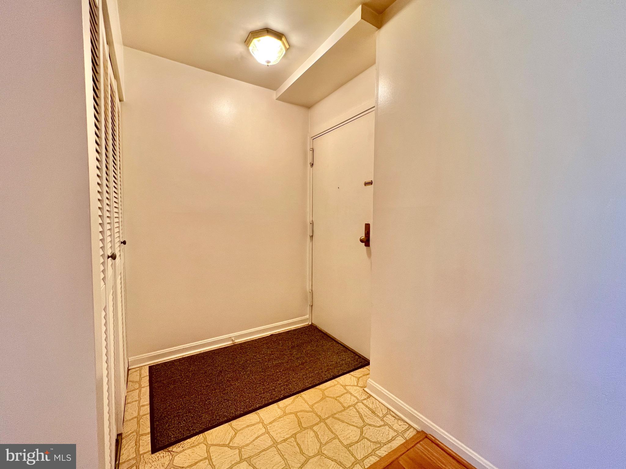 HAWTHORNE VILLAGE - Residential